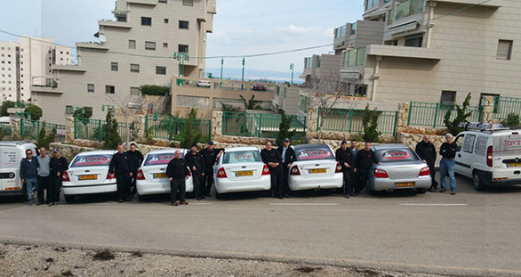צוות מקצועי ומגובש